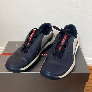 Prada sz Men 6D blue with silver accent sneakers